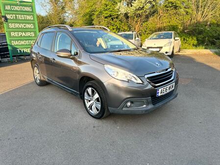 PEUGEOT 2008 1.2 PureTech Active